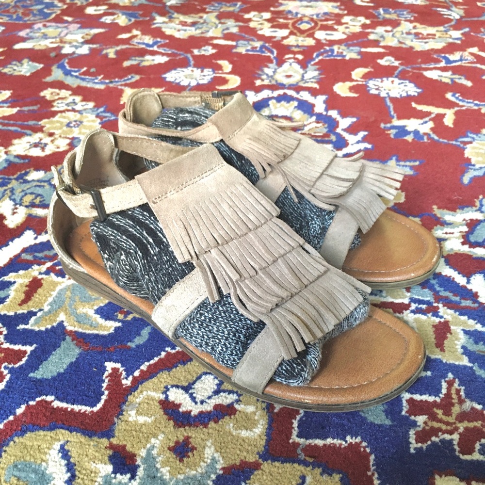 Minnetonka Fringe Sandal